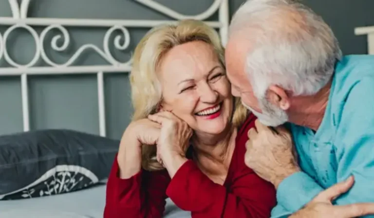 Aplicación para mujeres de 40+ que buscan una relación duradera