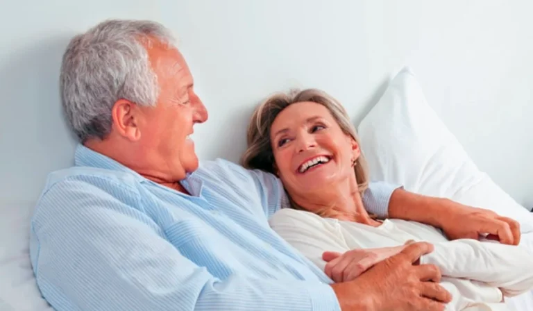 Aplicación exclusiva para mujeres solteras de 40+