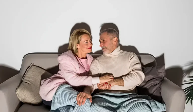 Cómo usar aplicaciones de citas después de los 40 años