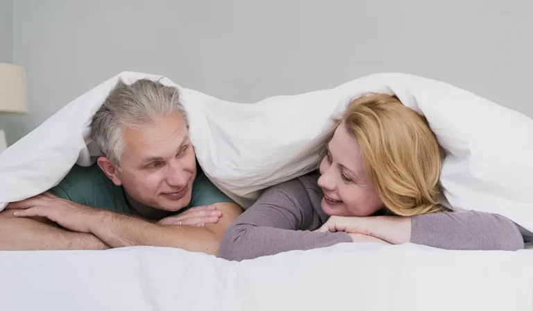 ¿Es posible encontrar el amor después de los 40? Mira cómo ayudan las apps